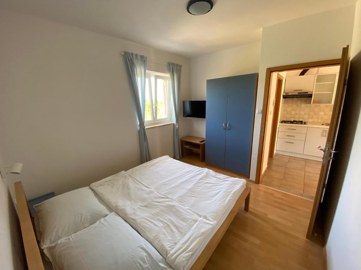 Apartments Matlovac Ždrelac Esterno foto